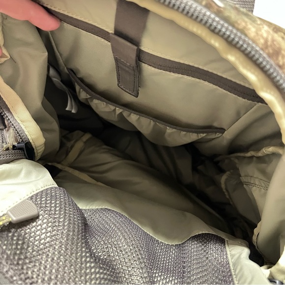 Cabela's Bags Cabelas Bow Rifle 250 True Timber Strata Backpack